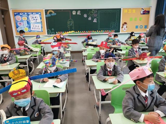 欧洲多地陆续解封，学校开学要怎么开？欧洲各地想参考北京和杭州