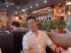 沈腾爸爸长得也太白马王子了吧？陈冠希爸爸同性男友个个颜值逆天