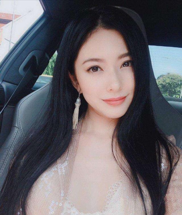 向佐情史：迷上富商太太，恋上单身妈妈，怪不得向太力挺郭碧婷