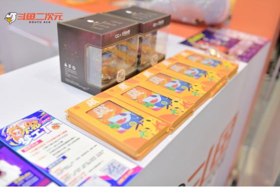 斗鱼二次元展台的美女主播赏析，这太靓眼了吧