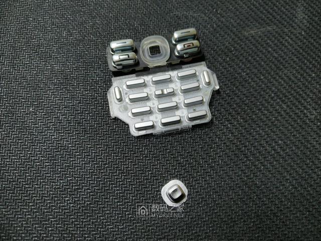 內置機械硬盤！諾基亞曾經的黑科技手機N91詳細拆解+硬件簡單分析