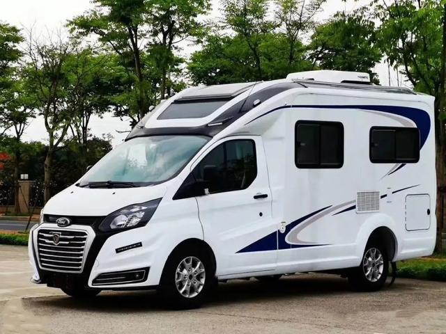 江鈴玉麒麟新全順T型房車 商務(wù)與居家兼?zhèn)? inline=