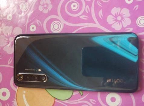 仅1899元，120Hz+双模5G，多功能NFC+前后六摄