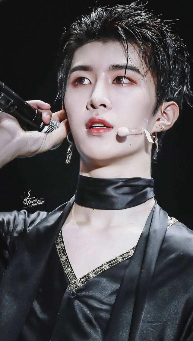 刘敏涛摇滚？易烊千玺佟丽娅？范丞丞被屏蔽？陈立农没动静？