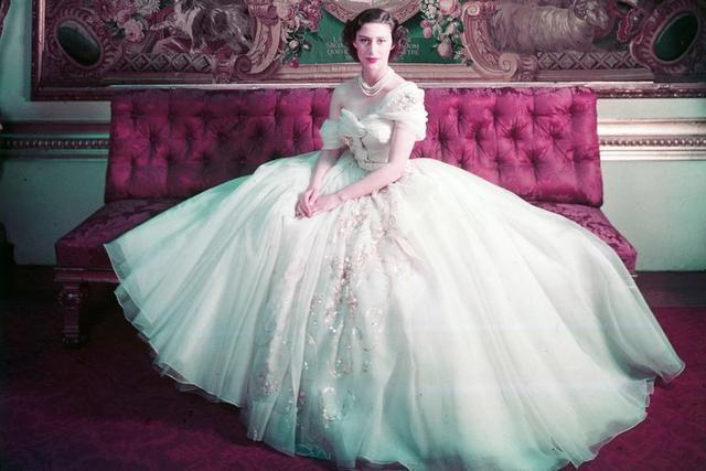 童话公主，英女王亲妹妹！玛格丽特公主才是王室始祖级时尚偶像
