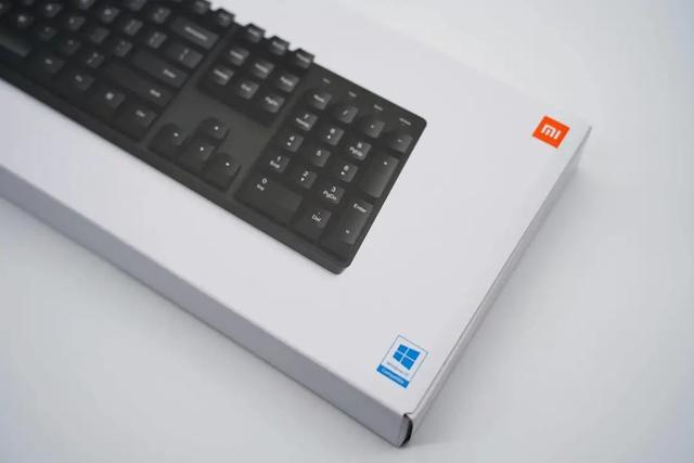 “年轻人的第一把机械键盘”，小米机械键盘到