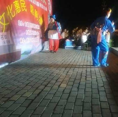 拐河快乐星期天 文化惠民开新篇