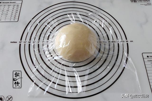 宝宝一只手能抓握的软甜小面包，暄软香甜不浪费，孩子吃着没扔头