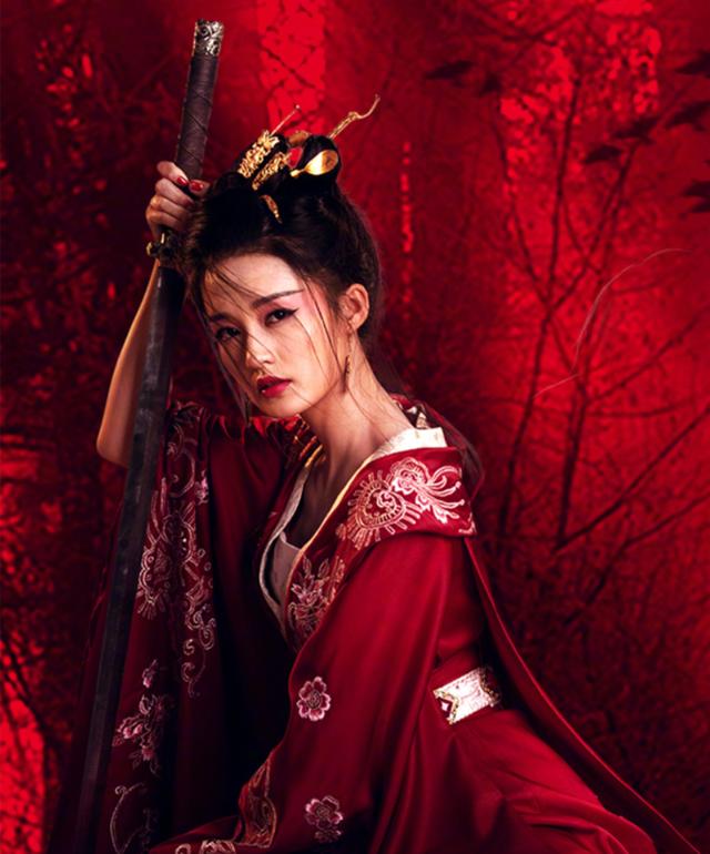 《锦绣南歌》热播，李沁又一部剧上路了，飒爽英姿女军医你期待吗