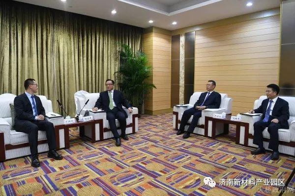 天桥区委区政府主要领导赴青岛峰会开展招商活动
