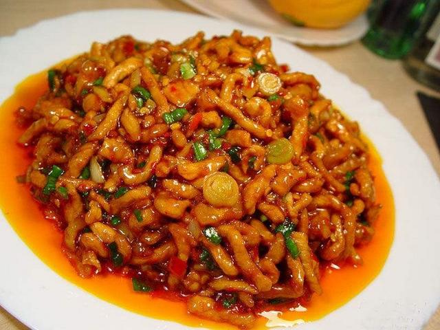 重庆美食丰富，这些名字清奇的菜品你吃过哪些？