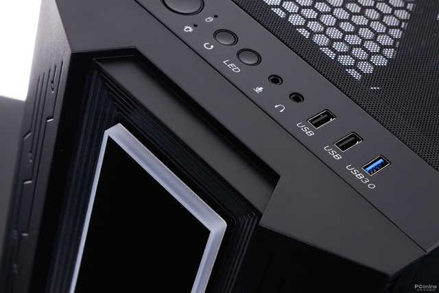 半侧透又贵又丑？200块的全景侧透机箱了解一下