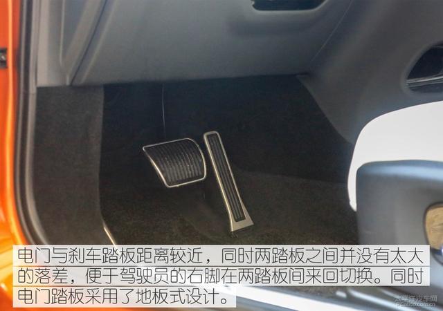 油电通吃的轿跑 实拍赛力斯5四驱高性能版