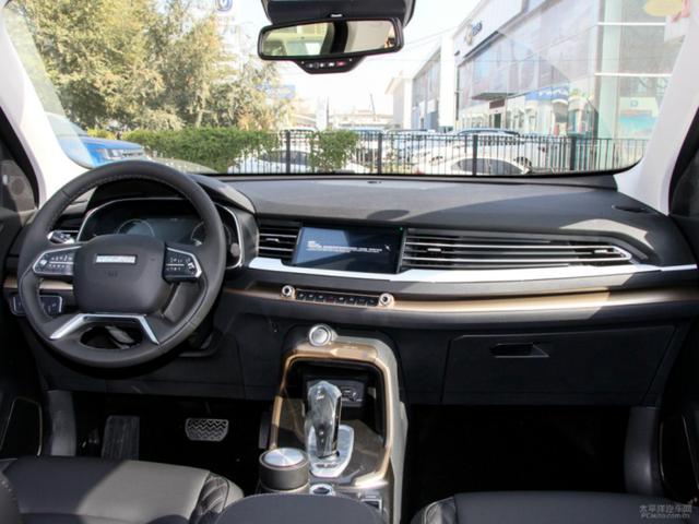 新车标\u002F斑马系统 荣威RX5 PLUS到底香不香？