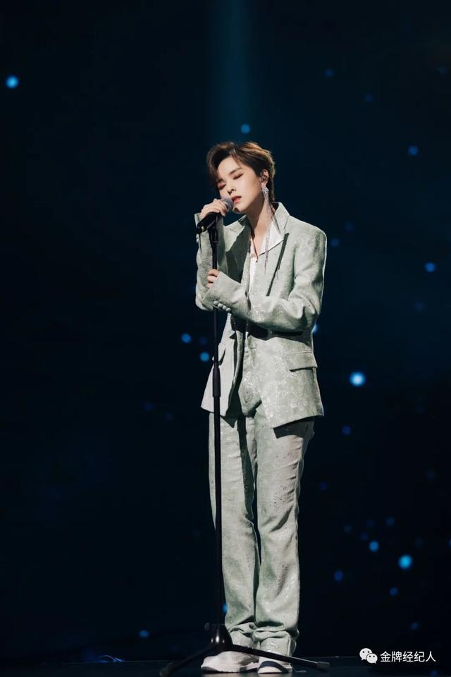 偶像+音乐=新征程？| Sunnee杨芸晴开启「环球