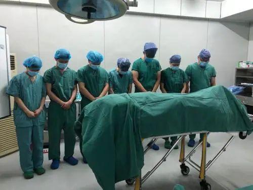 宁夏首例！60岁老人成功捐献眼角膜