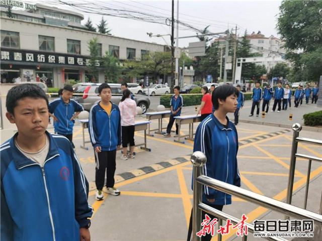 秦州区开展应急演练 确保防疫高考两不误
