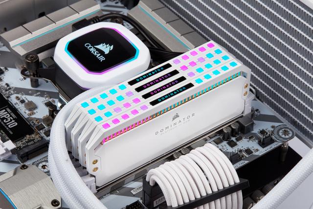 美商海盗船统治者铂金RGB DDR4开启预售：白色装机新选择