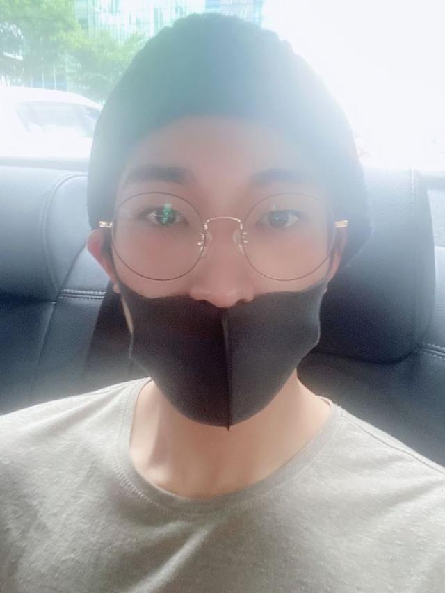 「seventeen」「分享」200724 久违的帅哥自拍，超级犯规月匈月几大放送