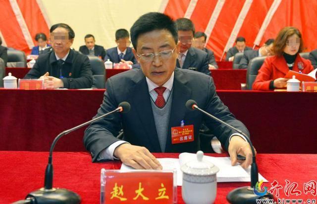 四川一处级干部敛财520余万获刑十年六个月，一煤矿老板21年间行贿225万