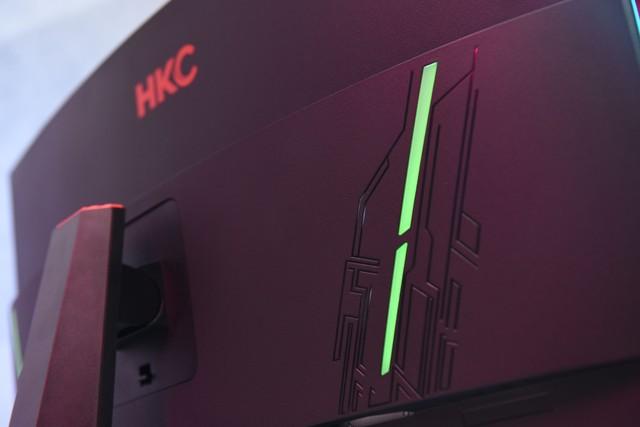 240Hz      体验：HKC CG322M PLUS显示器评测