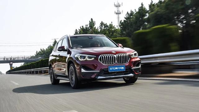 试驾丨华晨宝马2020款X1 xDrive25Li：驾驶从容配置高，这是宝马最豪华的入门SUV