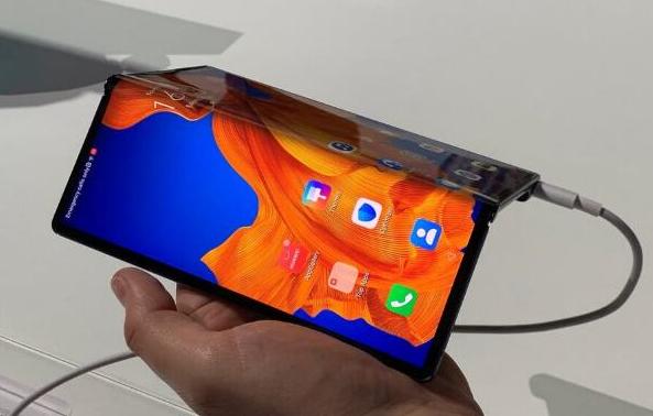 实在没想到！华为折叠屏手机Mate Xs售价16999元，