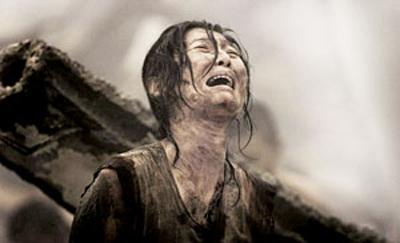 30年前被王志文赶出家门，做7年地下情人，现在的徐帆却终生未孕