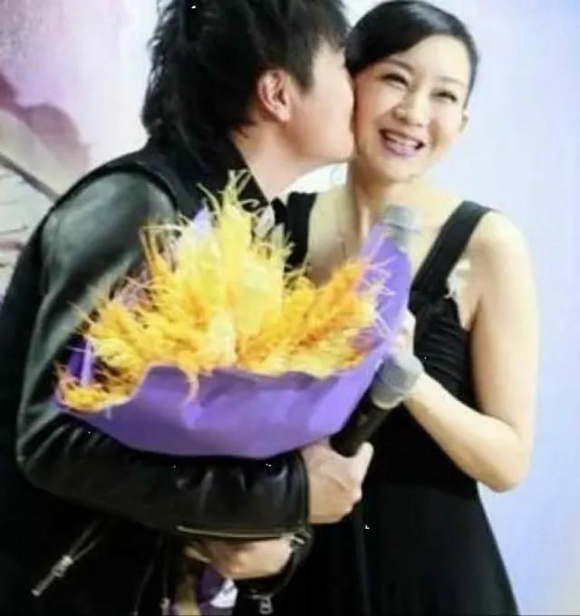 "虚伪"的孙楠：成名弃初恋、婚内还出轨？今又狠心"毁"掉亲生女儿