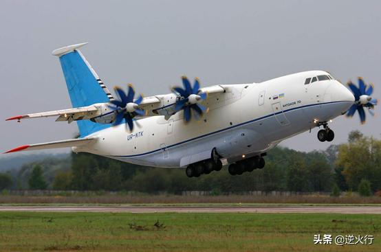 欧洲的标准运输机！能当加油机的A400M！西方最大