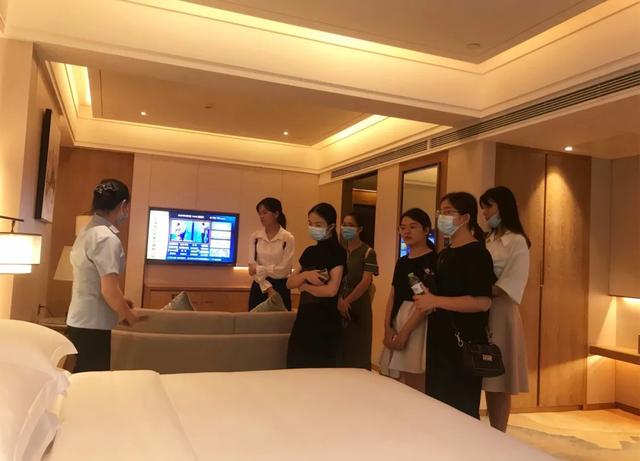 聚力向上，广西威壮集团育好人才向未来