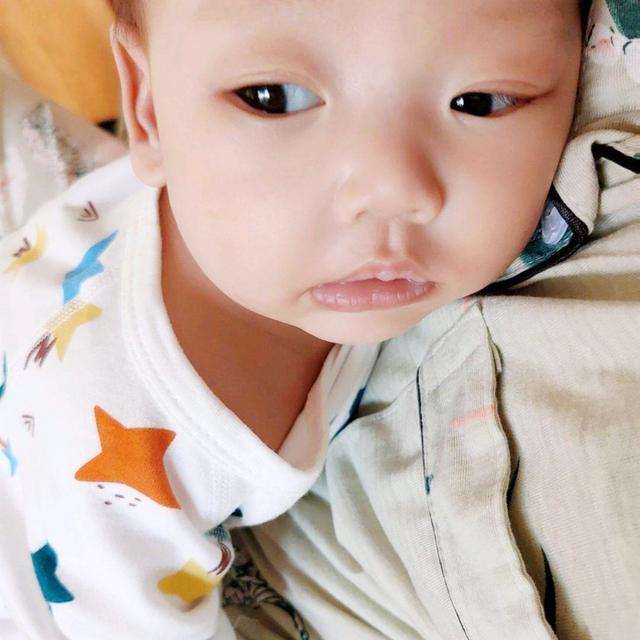 婴儿在多大的时候才认识妈妈？有这三种表现，意味着孩子认识你了