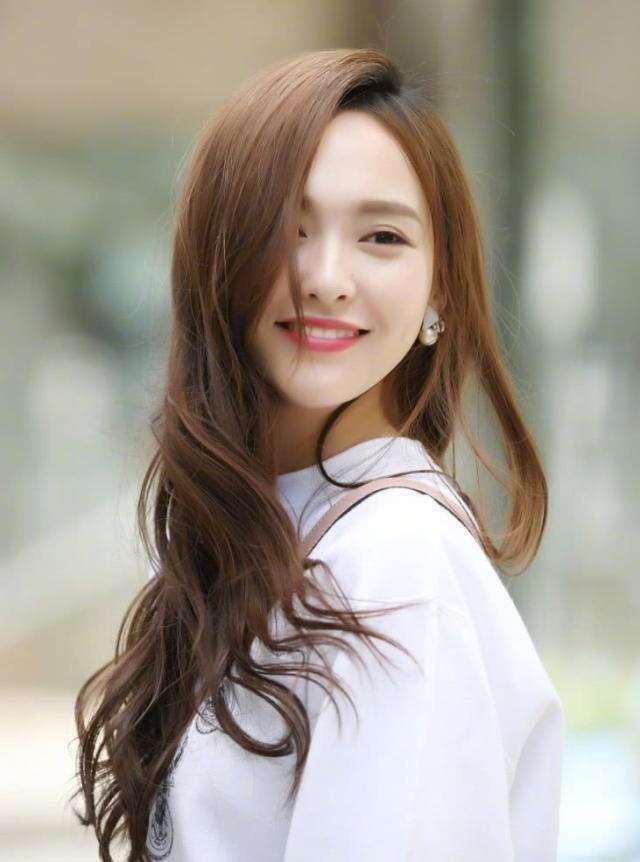 七位流量女演员：杨紫、热巴、唐嫣、郑爽、孙俪、杨幂、赵丽颖