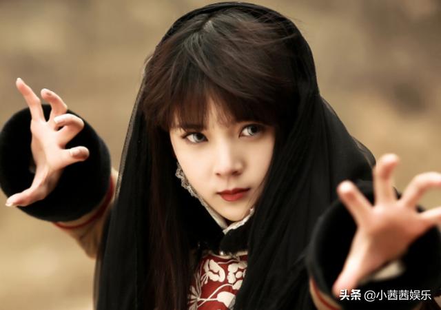 她刚出道就出演大反派，却凭自身形象圈粉无数