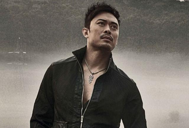 从功夫巨星到欠钱不还的“老赖”，“力王”樊少皇，到底怎么了？