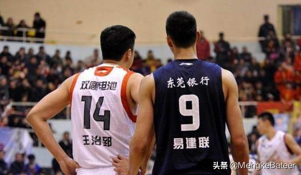 易建联成为CBA篮板王，但他的纪录之夜王治郅也