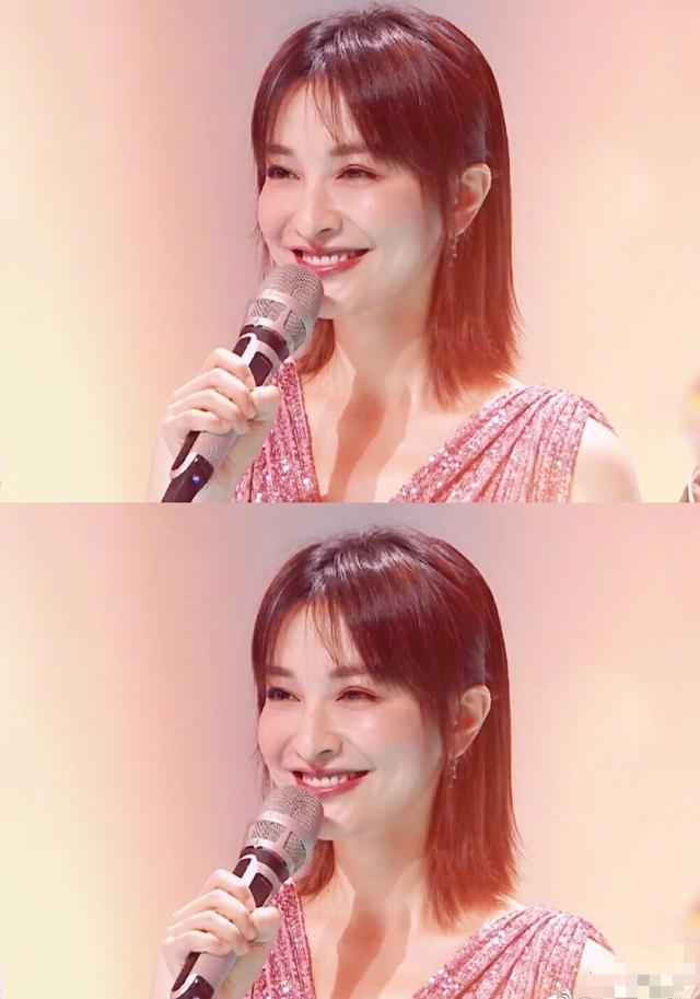 37岁吴昕：花了14年才把自卑揉碎，从她身上我看到了无数人的影子