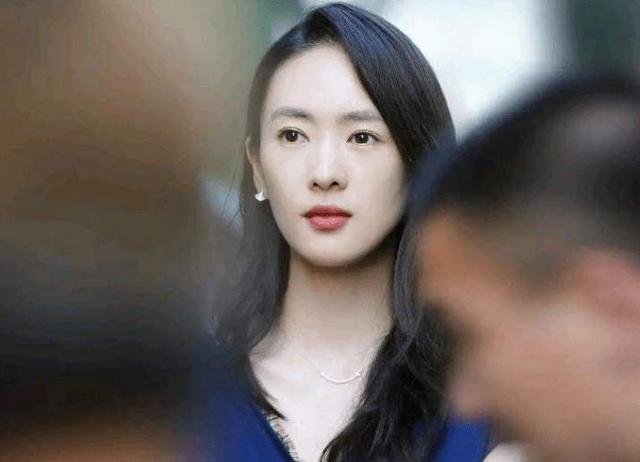 《三十而已》：前三十年活在别人的期待里，三十岁以后为自己活吧