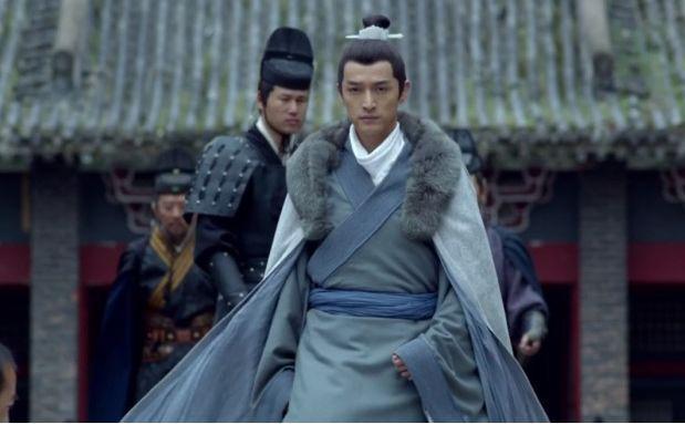 明明演得一般，却被粉丝吹成演技炸裂，网友：