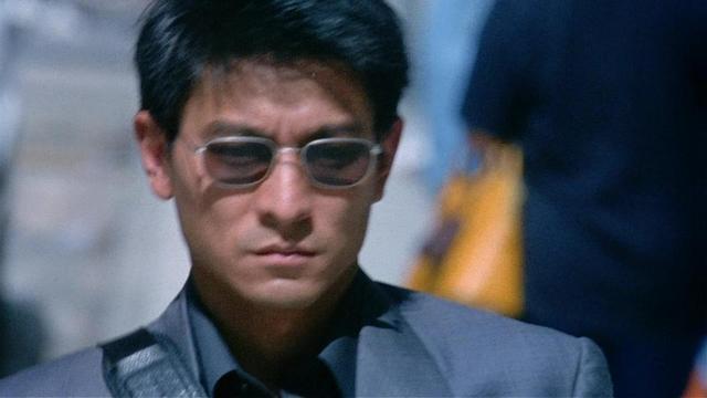 59岁华仔怕老？为什么帅是港片劳模刘德华一生无