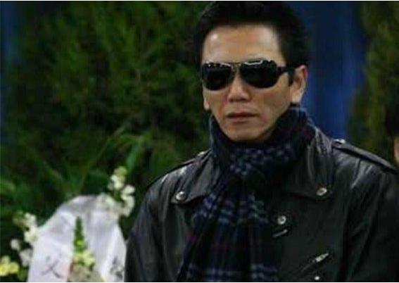 11年前，潘星谊颈部被划破惨死，死前筹备结婚，