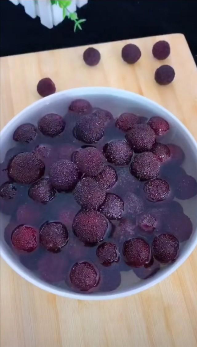 小区那么多杨梅没人吃，杨梅这样做怎么吃都不够