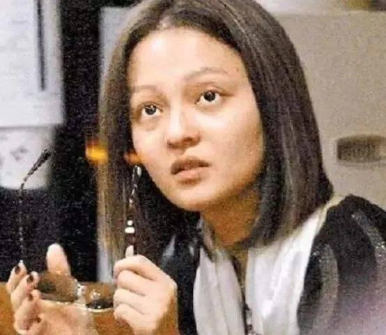 被公司勒索、亲妈压榨、好友欺骗，现实版樊胜