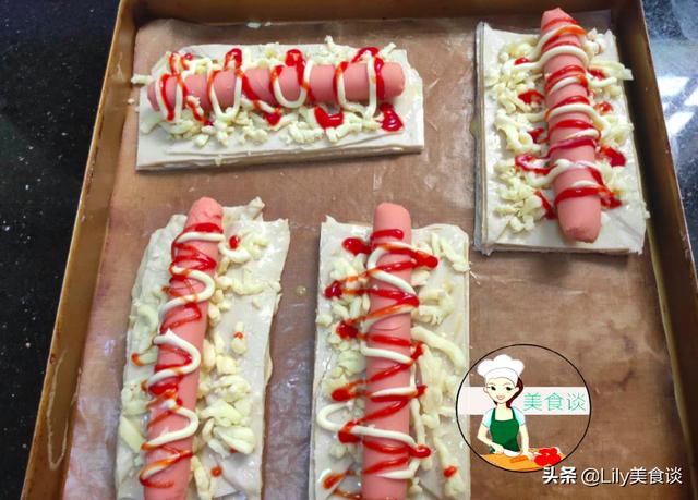 大热天，儿子迷上吃它，越热越想吃，又香又解馋，不用揉面就搞定