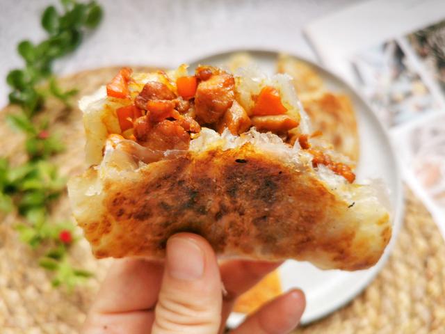 免揉面，适合早餐吃的酥皮馅儿饼，10分钟出锅，厨房小白秒变大厨