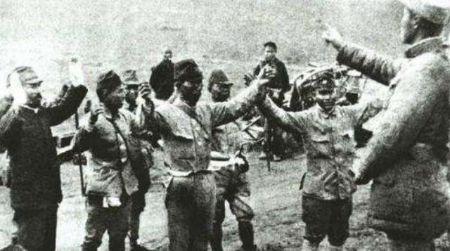 抗战胜利国民党为何失民心？伪军变“先遣军”