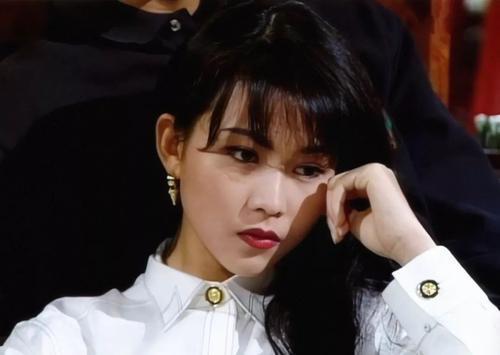 替母还债8000万，周星驰钦点“如烟”，46岁被老公宠成皇后