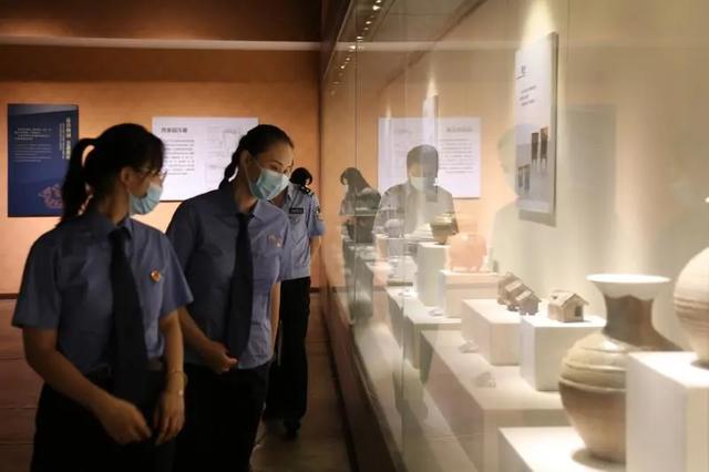 镜湖区检察院组织开展“走进芜湖博物馆、以史为镜悟初心”党史教育日