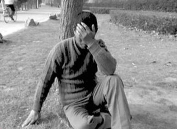 黄延秋事件：被神秘人背负飞行，十一天内走遍