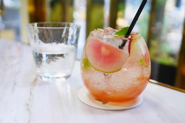 被称为“海盗之酒”的朗姆酒，是如何打败威士